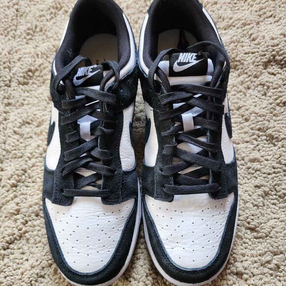 Nike Dunk Low SE Suede Panda Brand New Sz 9.5 - Picture 4 of 8